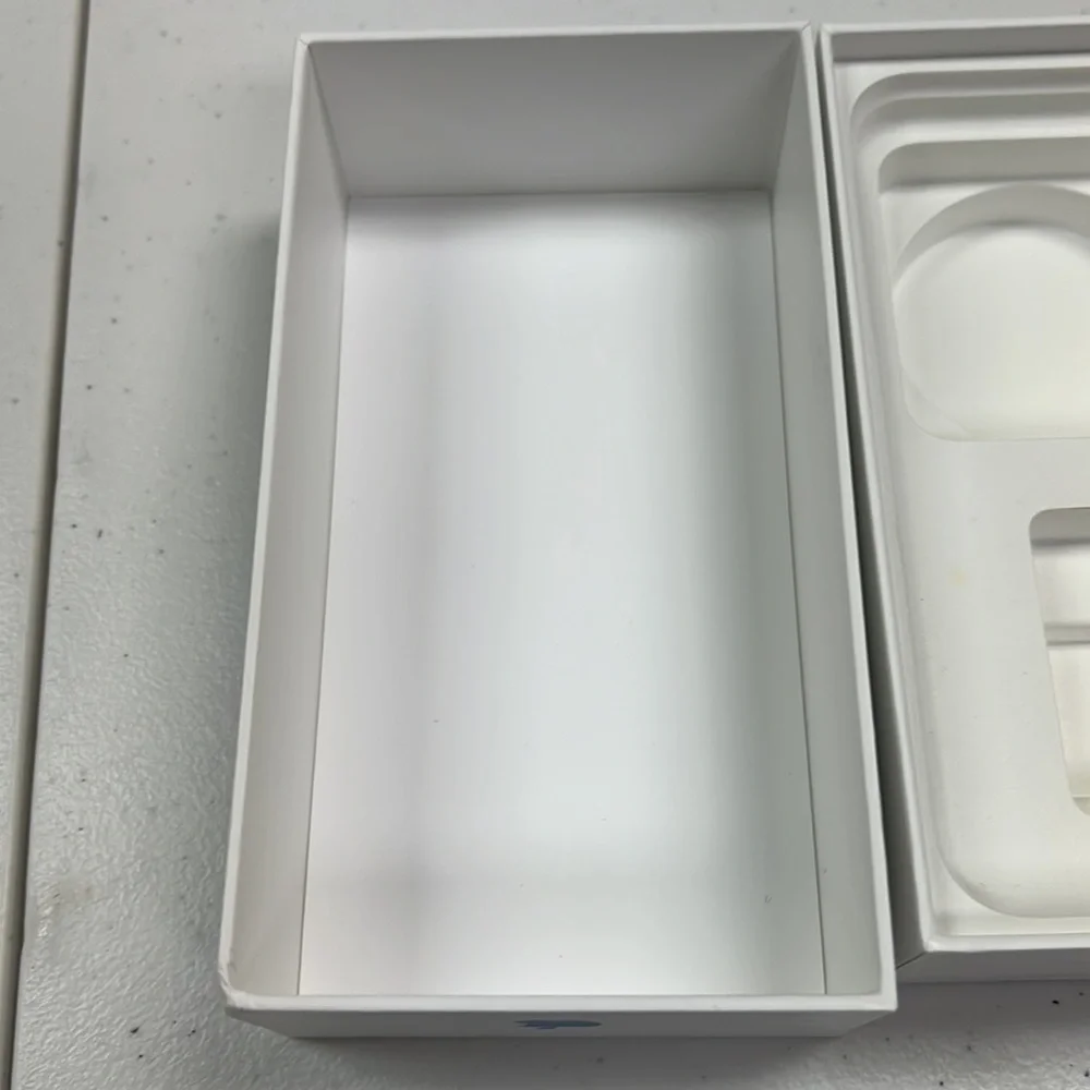 New iPhone XR box